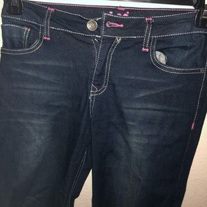 DARK BLUE CROPPED JEANS
